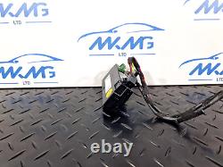 16-19 Audi A4 B9 Genuine Audio Usb Aux Interface Socket Input 8w0035736