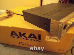 Akai Z4 16-bit Stereo Audio Rack Mount Sampler 400mb Ram Ide & Usb Interface