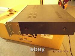 Akai Z4 16-bit Stereo Audio Rack Mount Sampler 400mb Ram Ide & Usb Interface