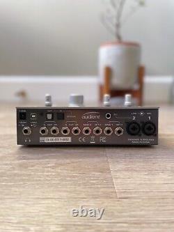 Audient ID22 USB Audio Interface & Monitor Controller with PSU