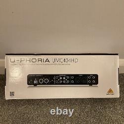 Behringer U-PHORIA UMC404HD Audiophile 4X4 24-Bit/192 KHz USB Audio/MIDI