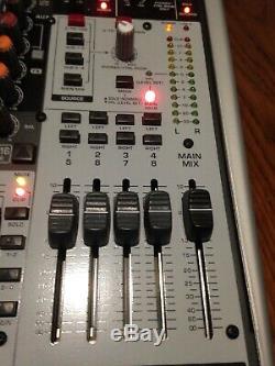 Behringer XENYX X2442 Mixer USB Audio Interface