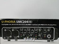 Bellinger 2 Input 4 Output USB Audio Interface UMC204HD U-PHORIA