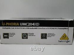 Bellinger 2 Input 4 Output USB Audio Interface UMC204HD U-PHORIA