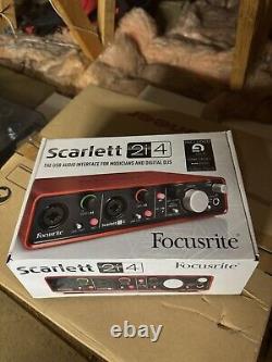 Focusrite MOSC0019 Scarlett Solo 2nd Generation USB Audio Interface Red