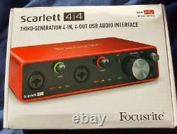 Focusrite SCARLETT-4I4-3G Scarlett 4i4 USB 3rd Gen Audio Interface