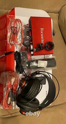 Focusrite Scarlett 2i2 Studio 2nd Gen USB Audio Interface Studio Pack