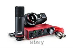 Focusrite Scarlett 2i2 Studio Pack, 3rd Gen