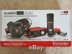 Focusrite Scarlett 2i2 Studio USB Audio Interface & Recording Bundle 2nd Gen