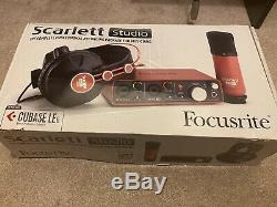 Focusrite Scarlett 2i2 Studio USB Audio Interface and Recording Bundle