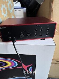 Focusrite Scarlett 4i4 4th Gen. USB Audio Interface Red