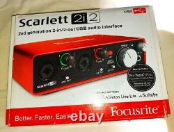 Focusrite scarlett 2i2 2nd gen, hardly used Fast Shipping BOXED USB CABLE