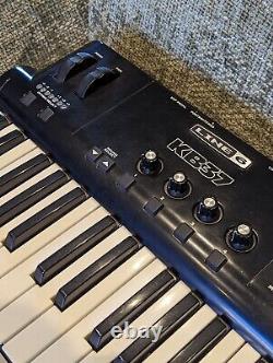 Line 6 KB37 Audio Interface, MIDI Keyboard + Effects Software