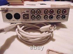 Native Instruments Audio 8 DJ audio interface used+USB cable+CD+cables