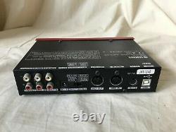 Yamaha UW500 USB Audio/MIDI Interface / power supply